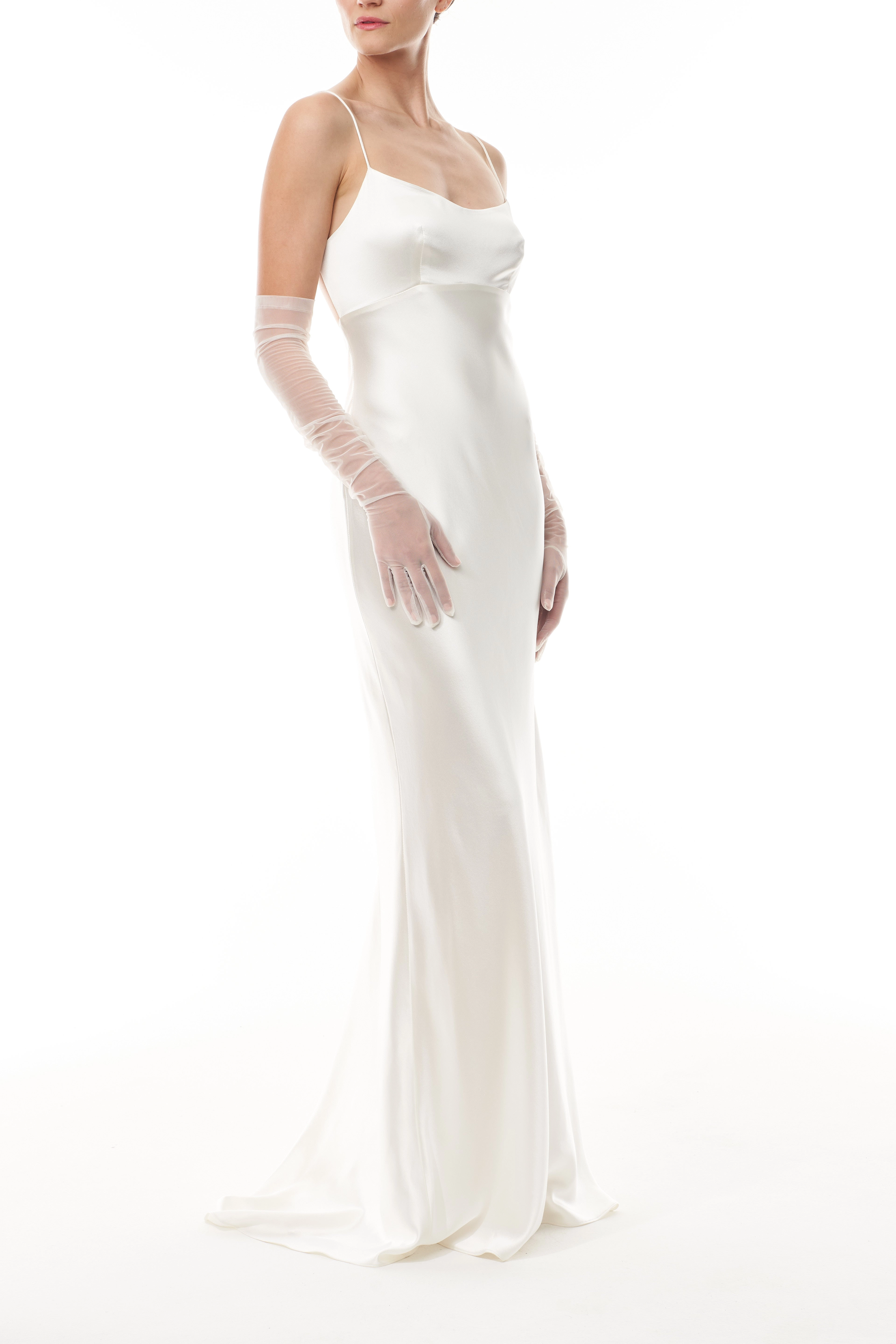 Charming Silk White Tulle Gloves