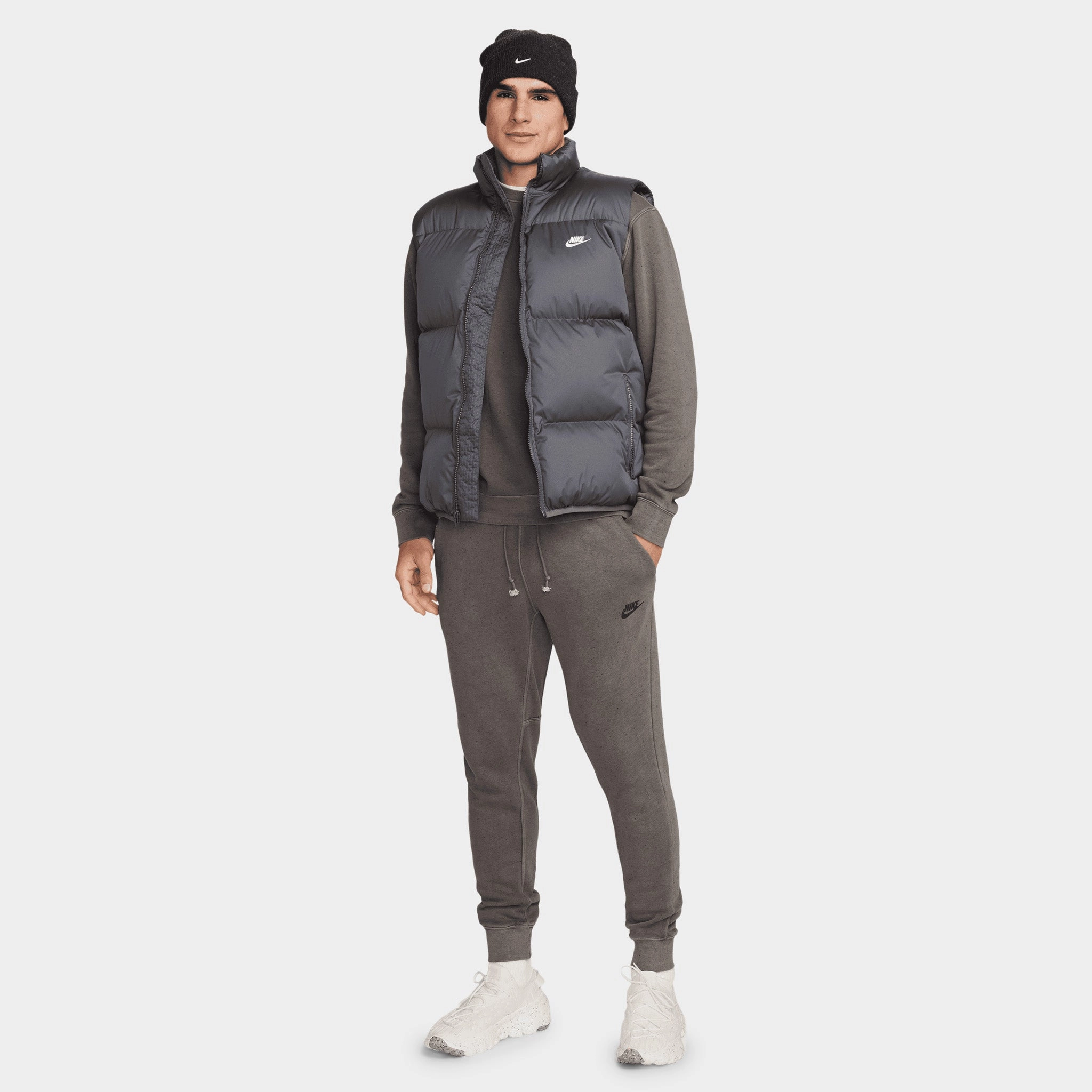 Nike Sportswear Club Therma-FIT Puffer Vest Iron Grey / White